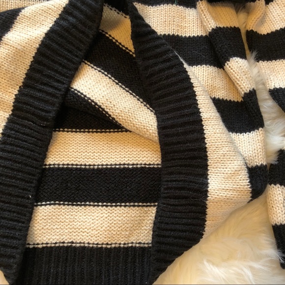 Cute sweater - Picture 5 of 6